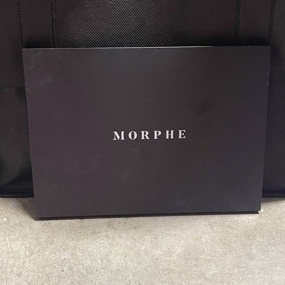 Morphe 35H Artistry Palette "Hot Spot" - 35 Highly Pigmented Shades, NEW - Picture 1 of 16